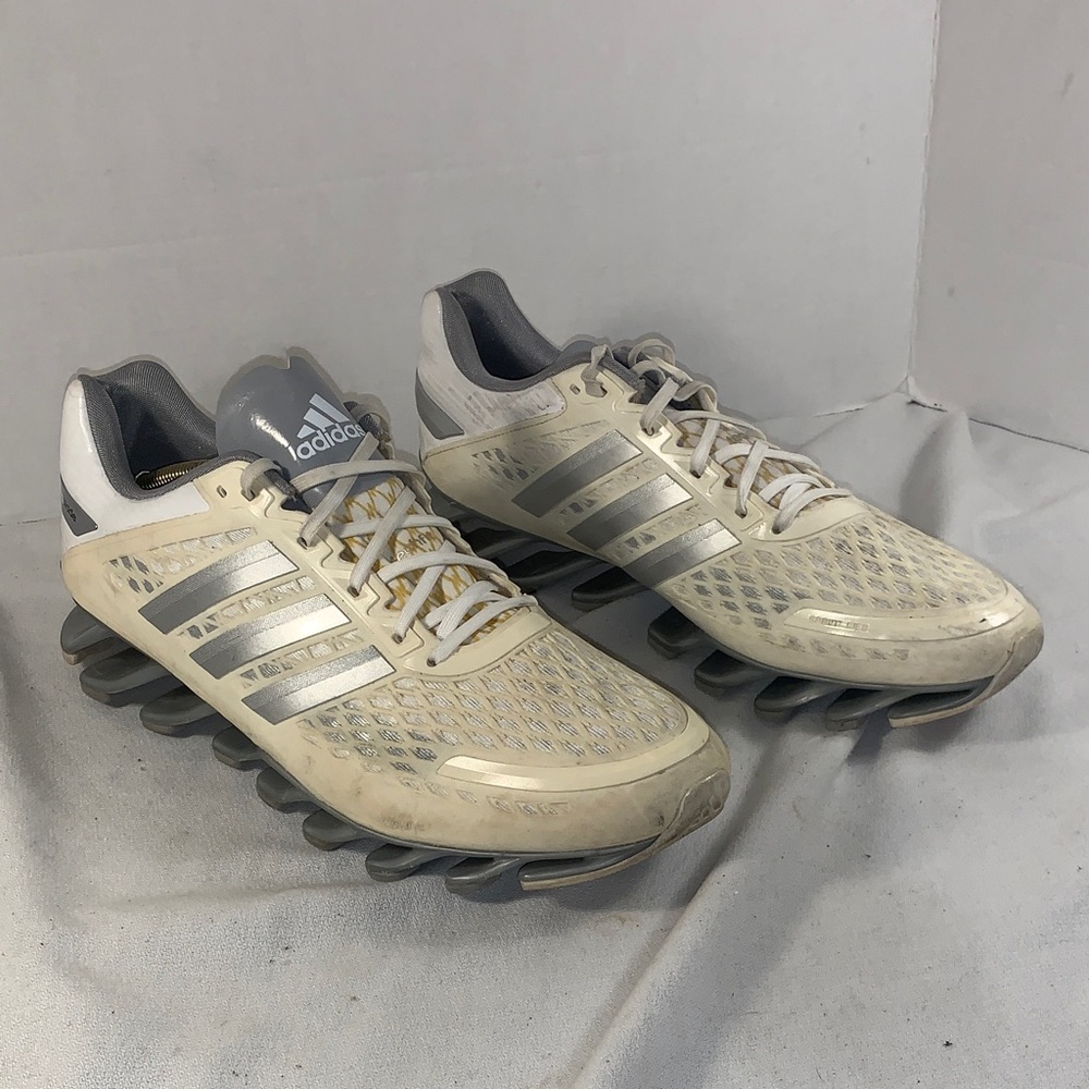 Adidas Men's Springblade Razor Cream/Silver Athletic Shoes